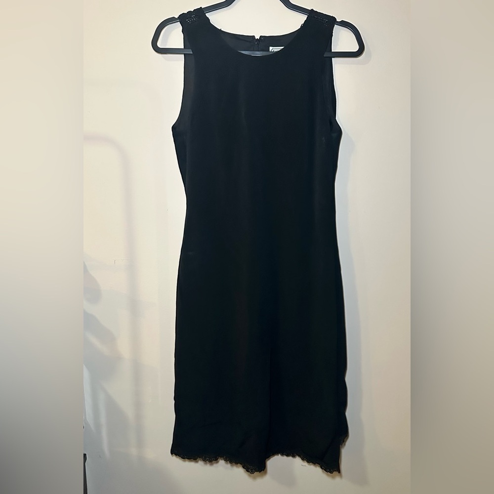 Carolina Herrera Classic Office Formal Careerwear Black Knee Length Dress Size 4